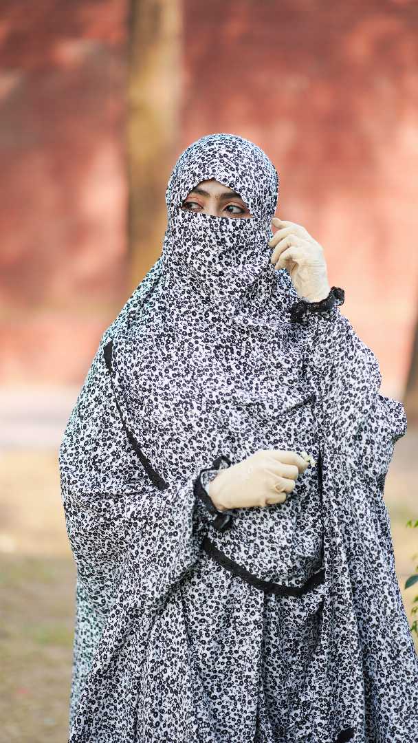 খিমার,প্লাজু,সেট