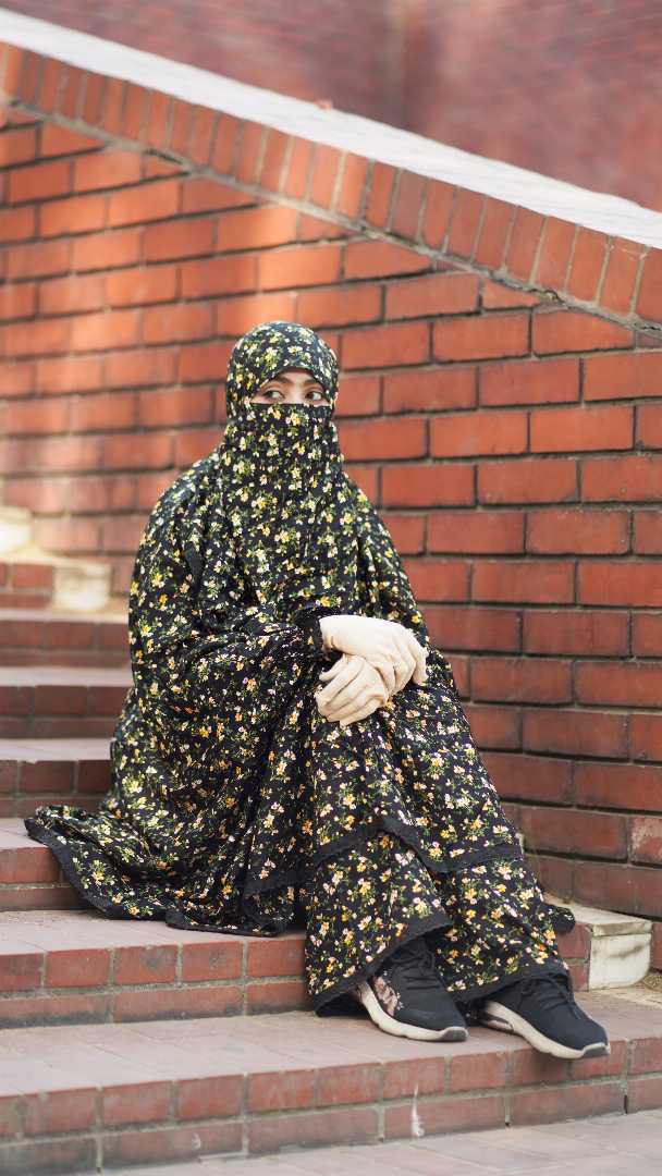 খিমার,প্লাজু,সেট