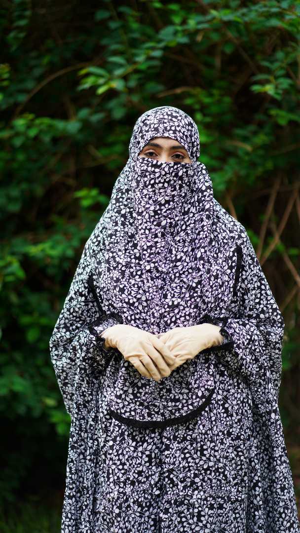 খিমার,প্লাজু,সেট