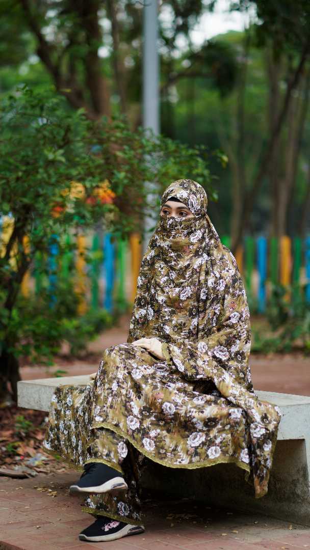 খিমার,প্লাজু,সেট