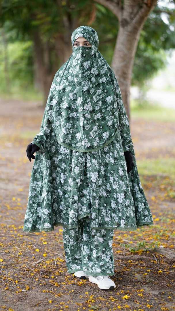 খিমার,প্লাজু,সেট