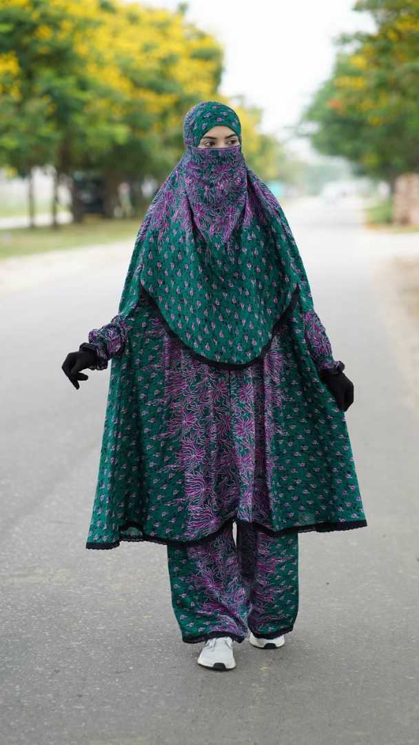 খিমার,প্লাজু,সেট