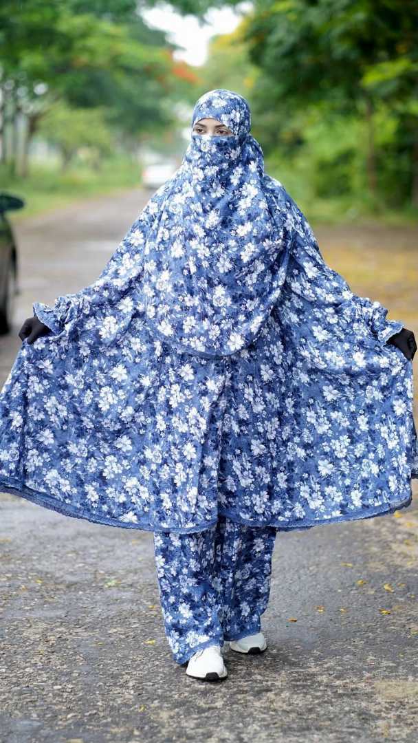 খিমার,প্লাজু,সেট