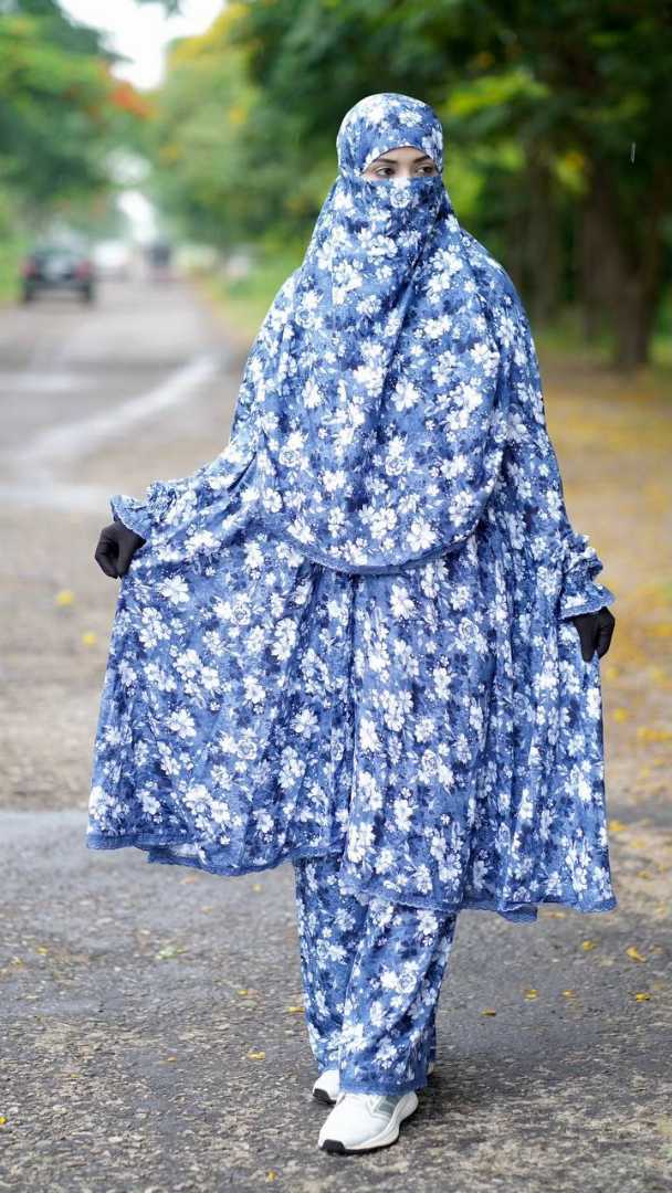 খিমার,প্লাজু,সেট