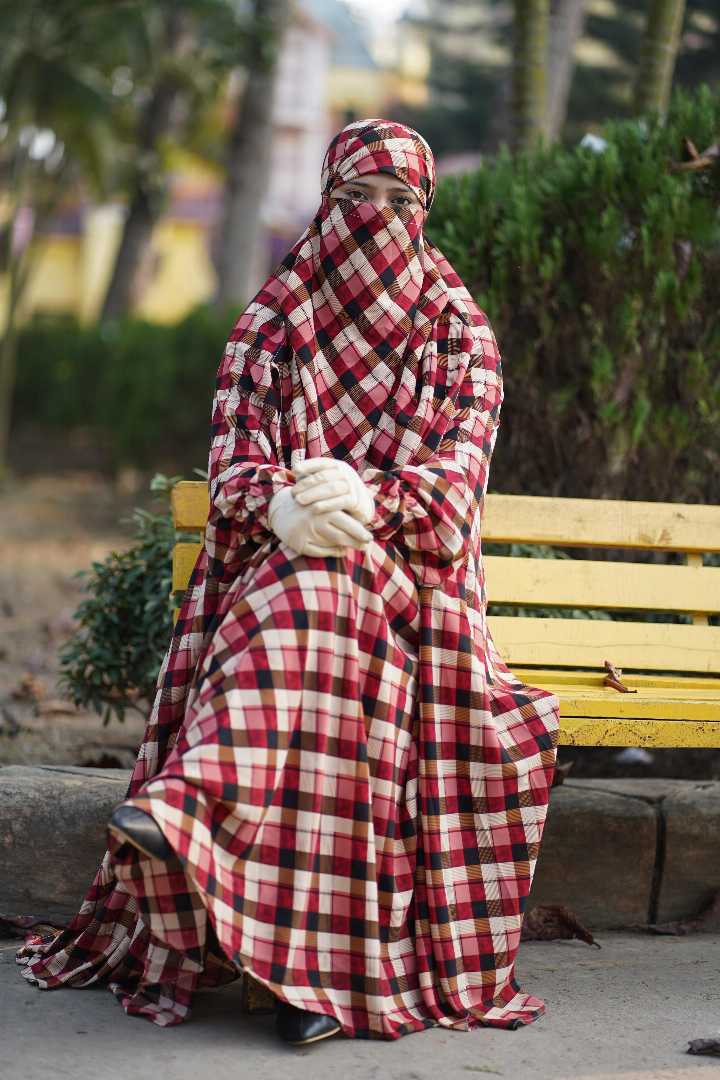 লাক্সারি,আবায়া