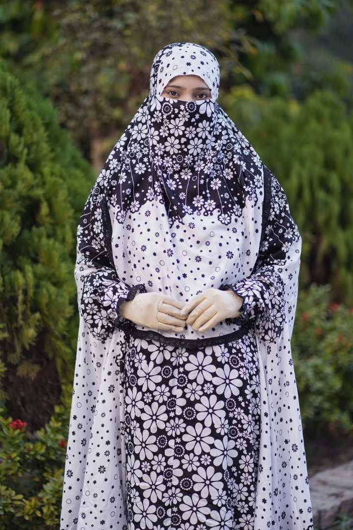 খিমার,প্লাজু,সেট