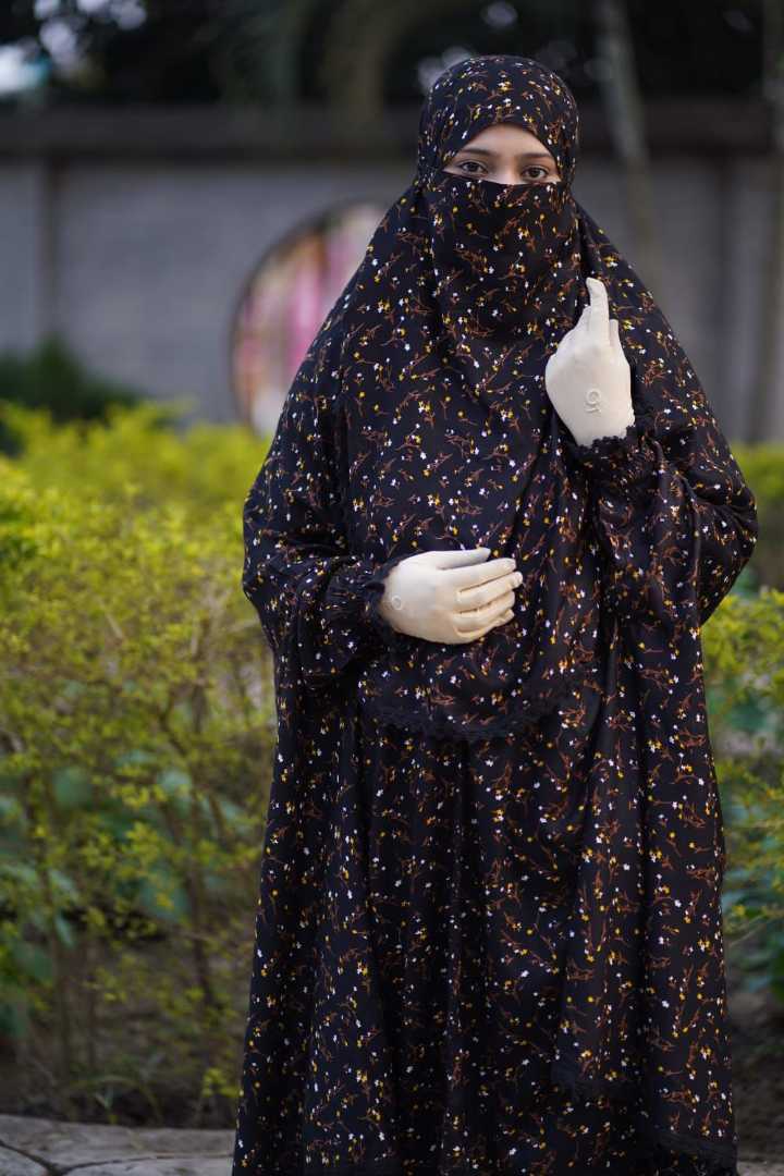 খিমার,প্লাজু,সেট