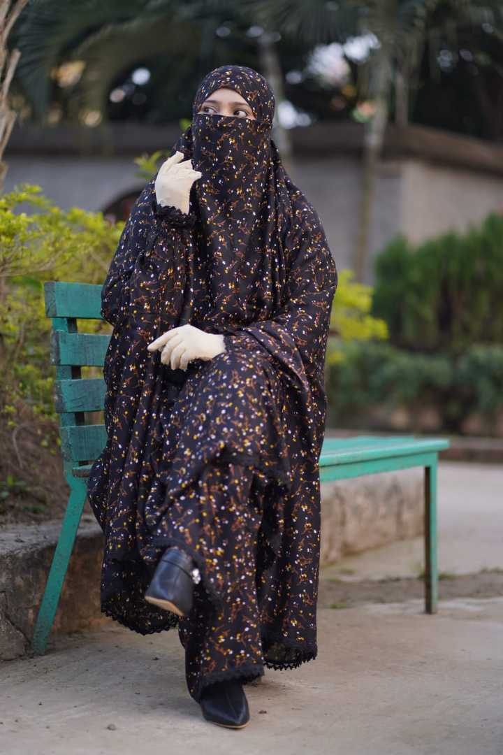 খিমার,প্লাজু,সেট