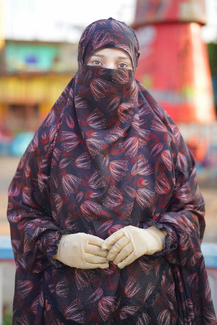 খিমার,প্লাজু,সেট