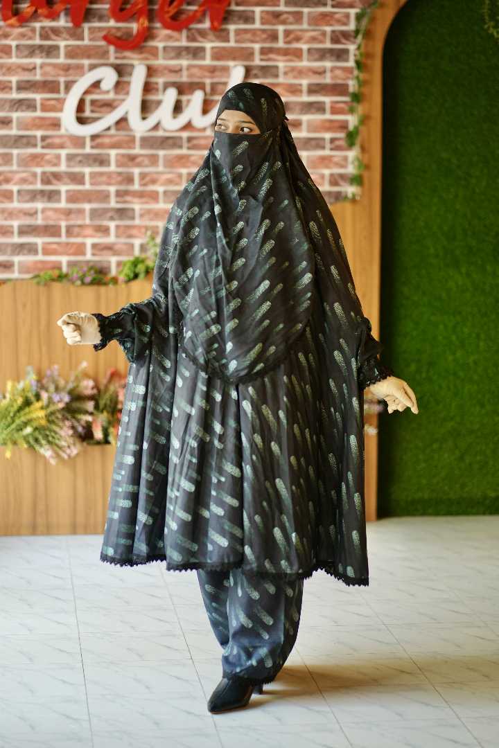 খিমার,প্লাজু,সেট