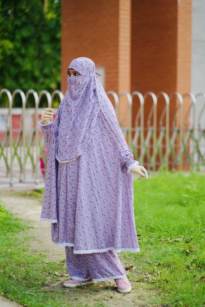 খিমার,প্লাজু,সেট