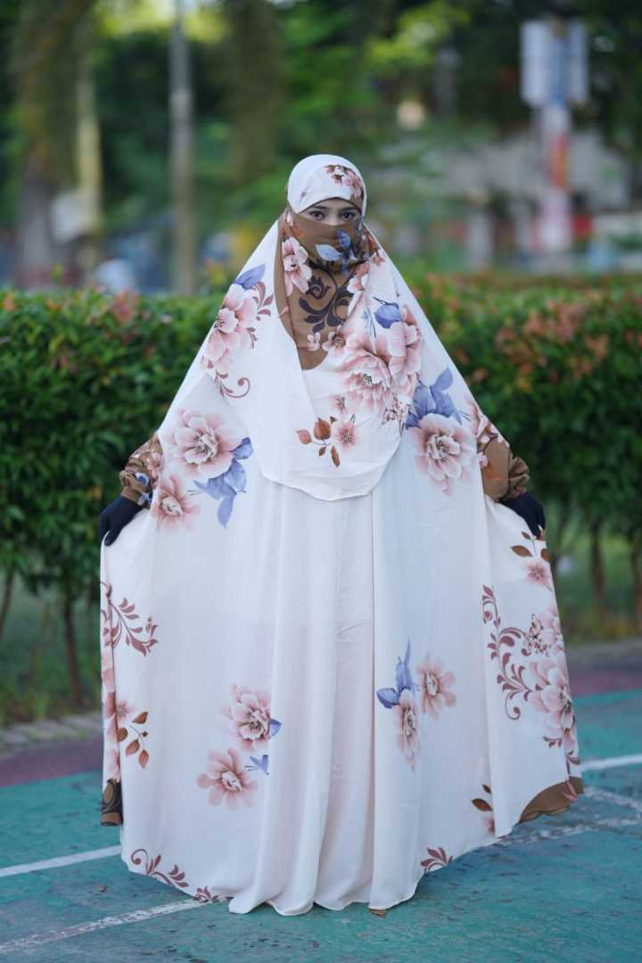লাক্সারি,আবায়া