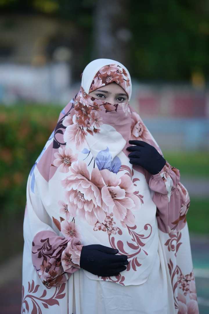 লাক্সারি,আবায়া