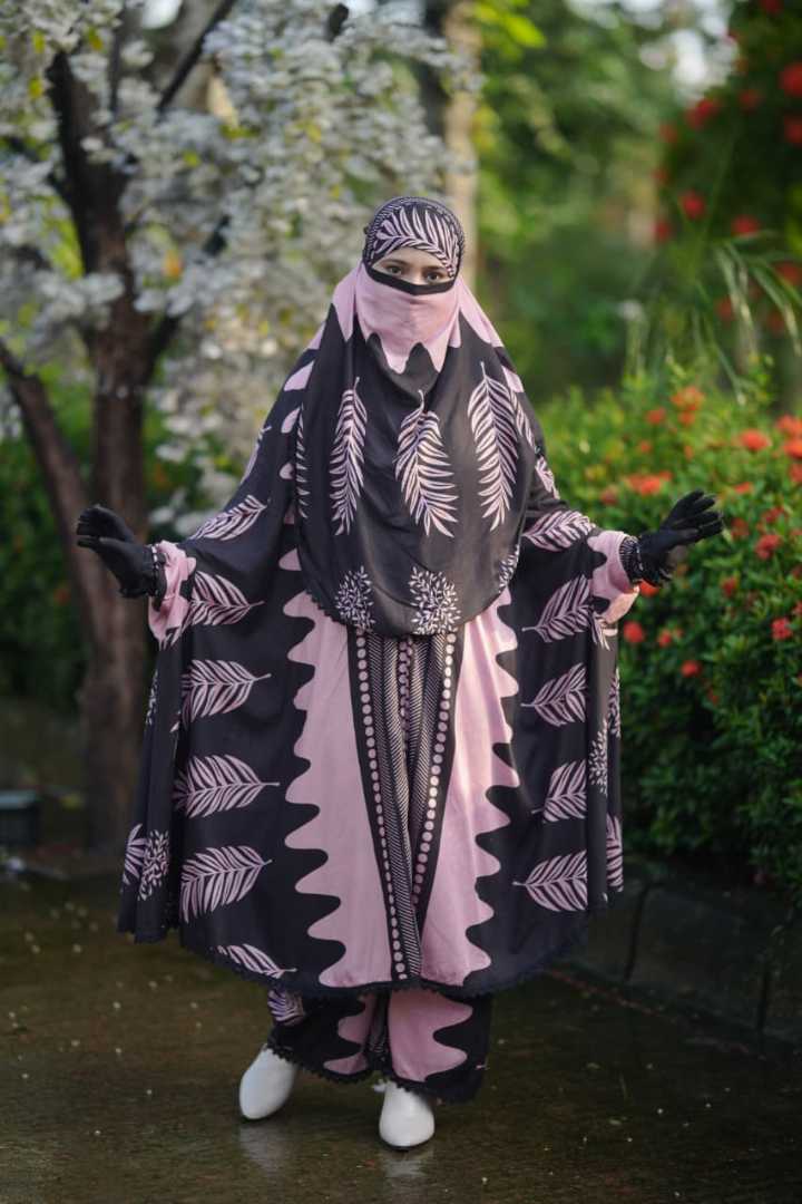 খিমার,প্লাজু,সেট