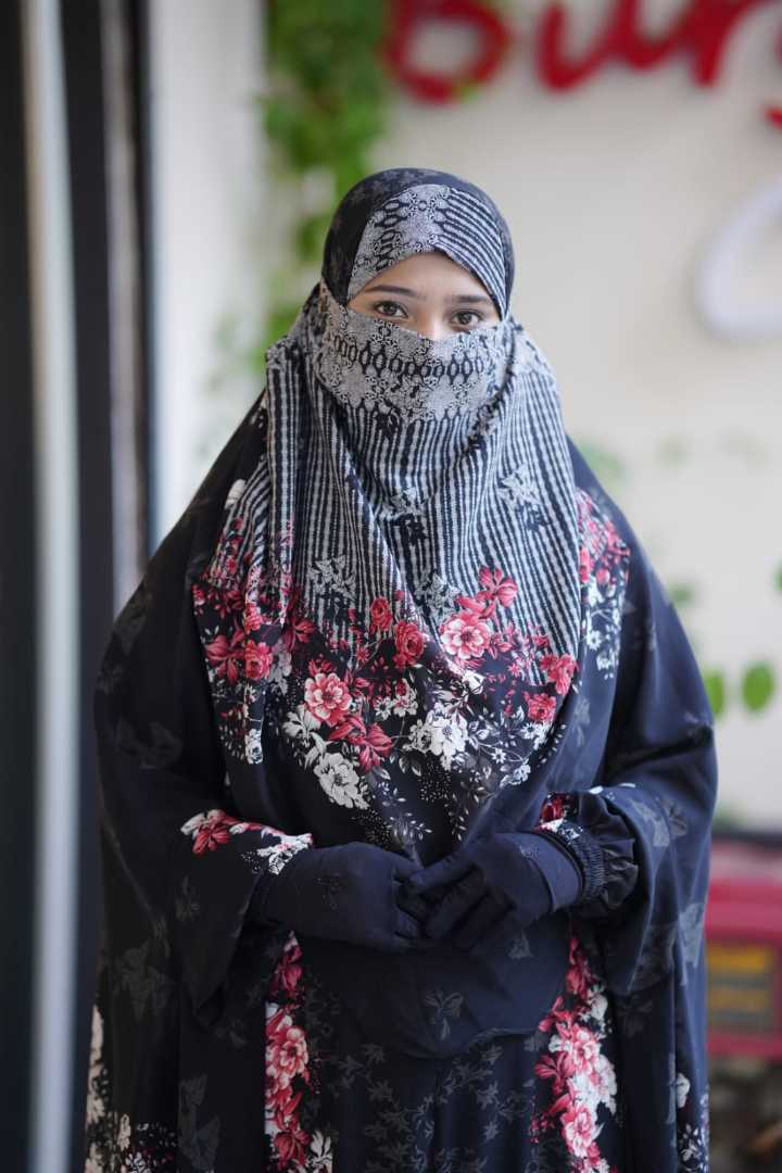 লাক্সারি,আবায়া
